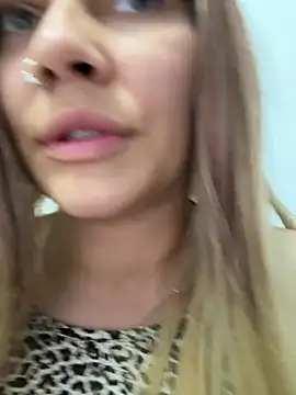 MiaKiittyy online show from 06.09.26