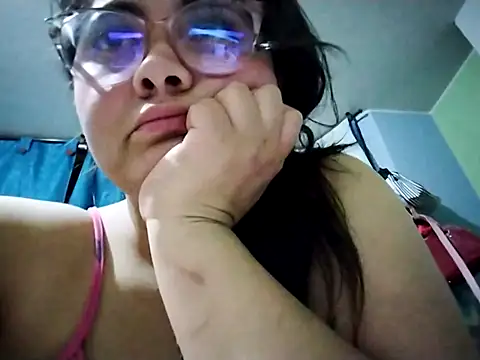 Snapshot of TifanyAmazinng chatting on 09.13.25 TifanyAmazinng online show from 09.13.25