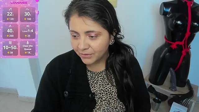 Snapshot of TifanyAmazinng chatting on 09.26.25 TifanyAmazinng online show from 09.26.25