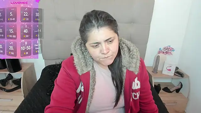 Snapshot of TifanyAmazinng chatting on 10.02.25 TifanyAmazinng online show from 10.02.25