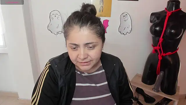 Snapshot of TifanyAmazinng chatting on 10.08.25 TifanyAmazinng online show from 10.08.25