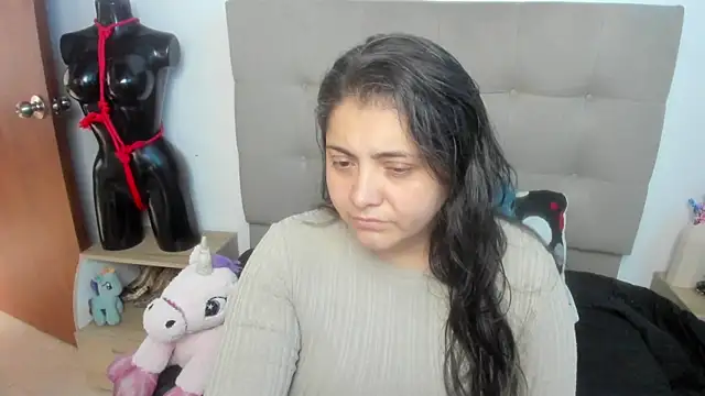 Snapshot of TifanyAmazinng chatting on 11.24.25 TifanyAmazinng online show from 11.24.25