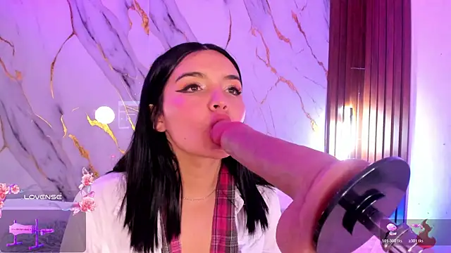 alicecute77 online show from 04.22.26