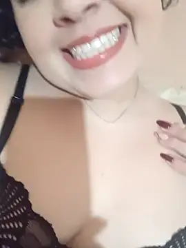 Snapshot of Silkenfeet21 chatting on 11.15.25 Silkenfeet21 online show from 11.15.25