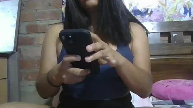 Snapshot of Suandenilo7 chatting on 02.14.26 Suandenilo7 online show from 02.14.26