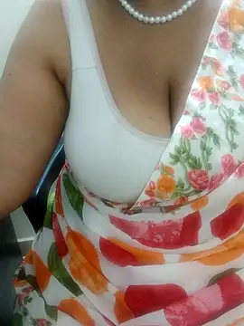 tami lavanya online show from 10.14.25