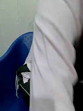 Aarti-kumri online show from 10.31.25