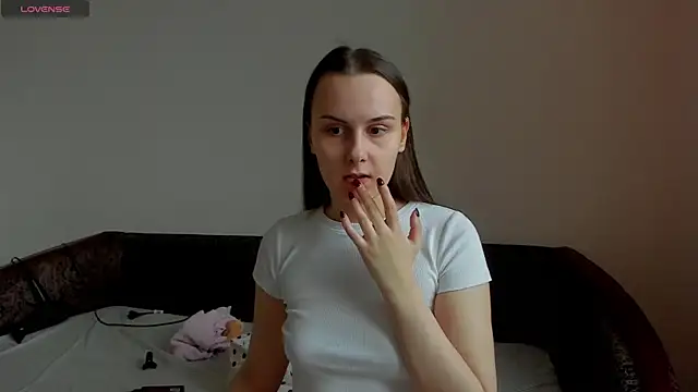 Snapshot of Kelly_Cartier chatting on 04.03.26 Kelly Cartier online show from 04.03.26