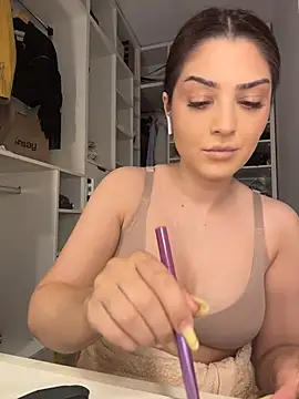 Lexi Storm online show from 06.12.26