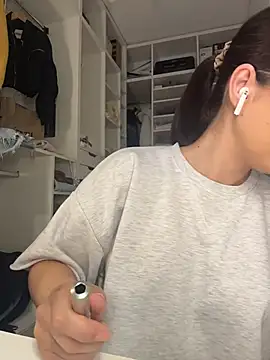 Lexi Storm online show from 06.25.26