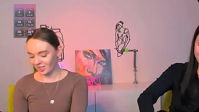 Snapshot of amanda-miki chatting on 11.04.25 amanda-miki online show from 11.04.25