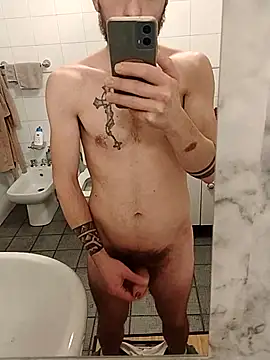 Snapshot of Baldassarre1990 chatting on 11.15.25 Baldassarre1990 online show from 11.15.25