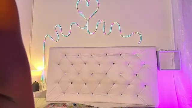 Snapshot of tatixxxvega chatting on 09.11.25 tatixxxvega online show from 09.11.25