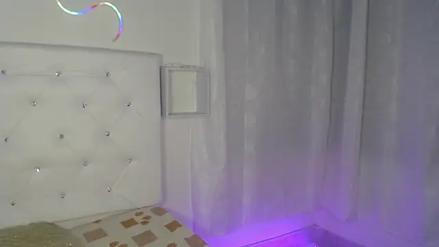 Snapshot of tatixxxvega chatting on 10.03.25 tatixxxvega online show from 10.03.25