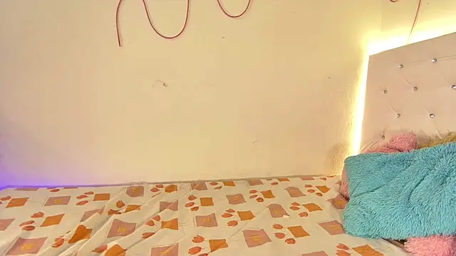 Snapshot of tatixxxvega chatting on 11.14.25 tatixxxvega online show from 11.14.25