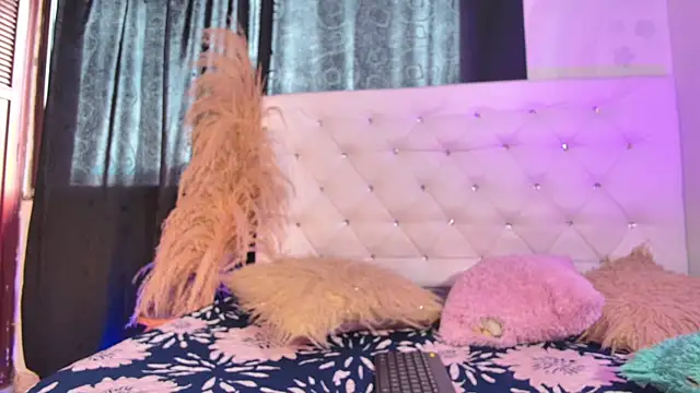 tatixxxvega online show from 07.25.26