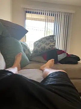 Snapshot of encinas15 chatting on 11.06.25 encinas15 online show from 11.06.25