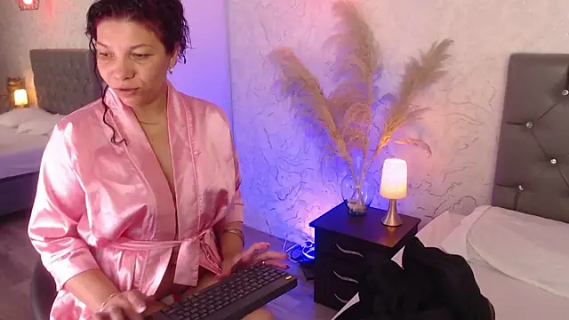 Serena Houstonn online show from 06.16.26