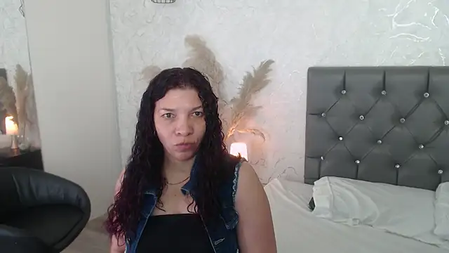 Serena Houstonn online show from 06.19.26