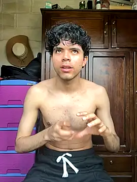 Axel-Mejia online show from 11.03.25