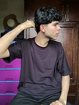 Axel-Mejia online show from 11.11.25