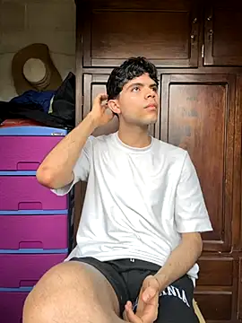 Axel-Mejia online show from 11.14.25