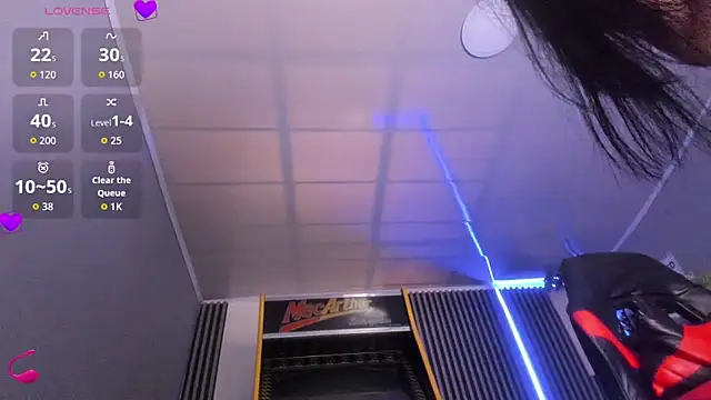 Jenie fire  online show from 12.05.25