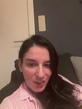 Snapshot of hottyFcup chatting on 10.21.25 hottyFcup online show from 10.21.25