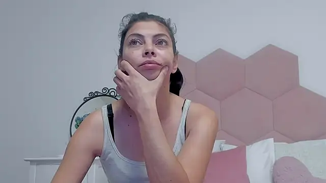 LadyLiia online show from 01.13.25