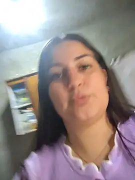 Snapshot of barbielamaravilla11 chatting on 10.31.25 barbielamaravilla11 online show from 10.31.25