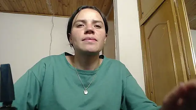 Skylar Serenity online show from 10.18.25