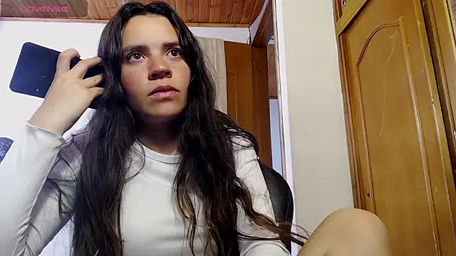 Skylar Serenity online show from 10.23.25