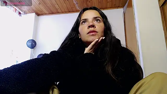 Skylar Serenity online show from 10.30.25