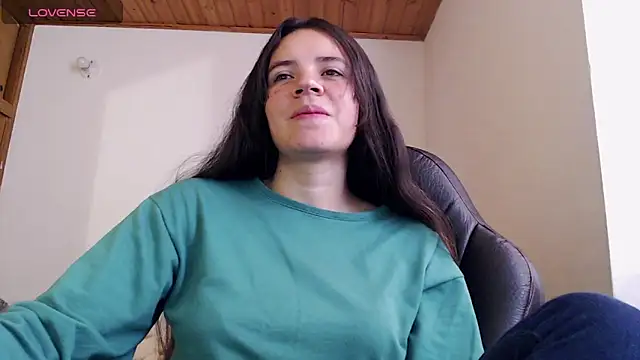 Skylar Serenity online show from 11.20.25