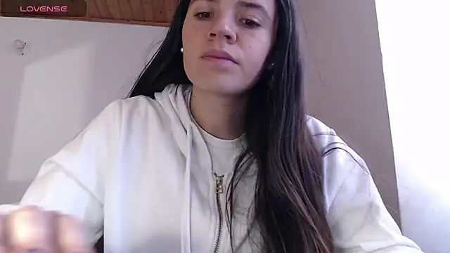 Skylar Serenity online show from 11.23.25