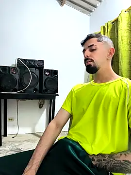 giannis090 online show from 10.19.25