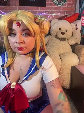 Lucycosplay777 online show from 11.25.25