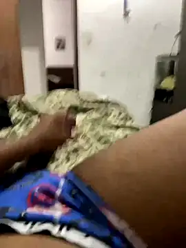 Snapshot of Kaua11225 chatting on 10.10.25 Kaua11225 online show from 10.10.25