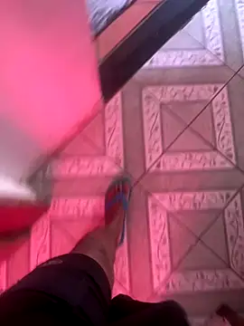 Snapshot of Kaua11225 chatting on 10.24.25 Kaua11225 online show from 10.24.25