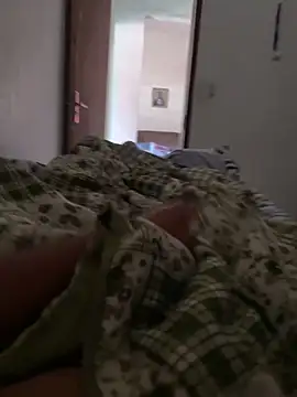 Snapshot of Kaua11225 chatting on 10.27.25 Kaua11225 online show from 10.27.25