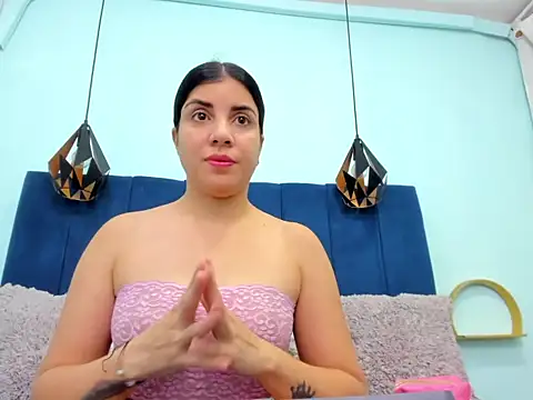 Snapshot of sweet_klem_19 chatting on 01.15.26 sweet klem 19 online show from 01.15.26