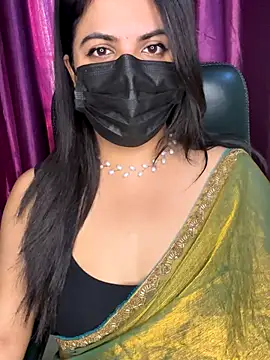 Snapshot of best_couple19 chatting on 11.09.25 best couple19 online show from 11.09.25