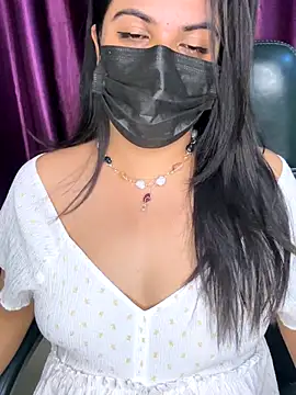 Snapshot of best_couple19 chatting on 11.23.25 best couple19 online show from 11.23.25