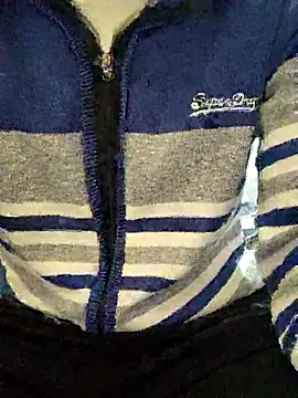 Snapshot of INTERNATIONAL0001 chatting on 12.14.25 INTERNATIONAL0001 online show from 12.14.25