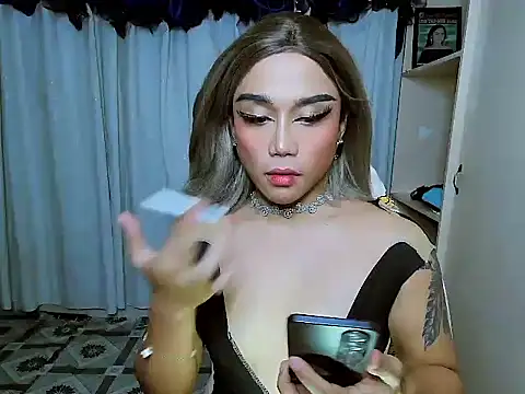 Snapshot of YourNikkieXxx chatting on 01.13.26 YourNikkieXxx online show from 01.13.26