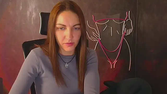 Snapshot of Aurora_Loveu chatting on 10.04.25 Aurora Loveu online show from 10.04.25