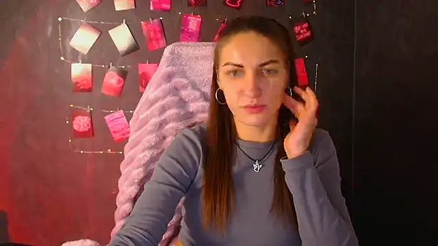 Snapshot of Aurora_Loveu chatting on 10.22.25 Aurora Loveu online show from 10.22.25