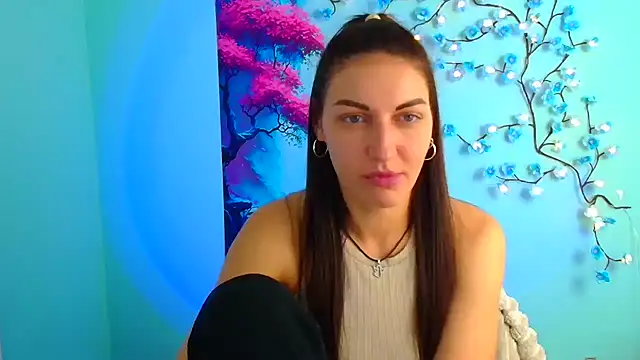 Snapshot of Aurora_Loveu chatting on 11.10.25 Aurora Loveu online show from 11.10.25