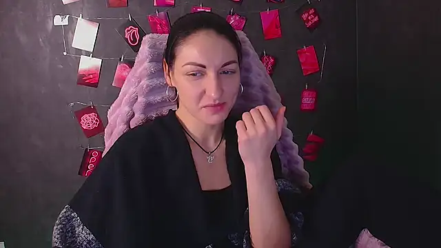 Snapshot of Aurora_Loveu chatting on 01.10.26 Aurora Loveu online show from 01.10.26