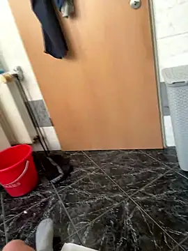 Snapshot of geilheit12 chatting on 01.15.26 geilheit12 online show from 01.15.26